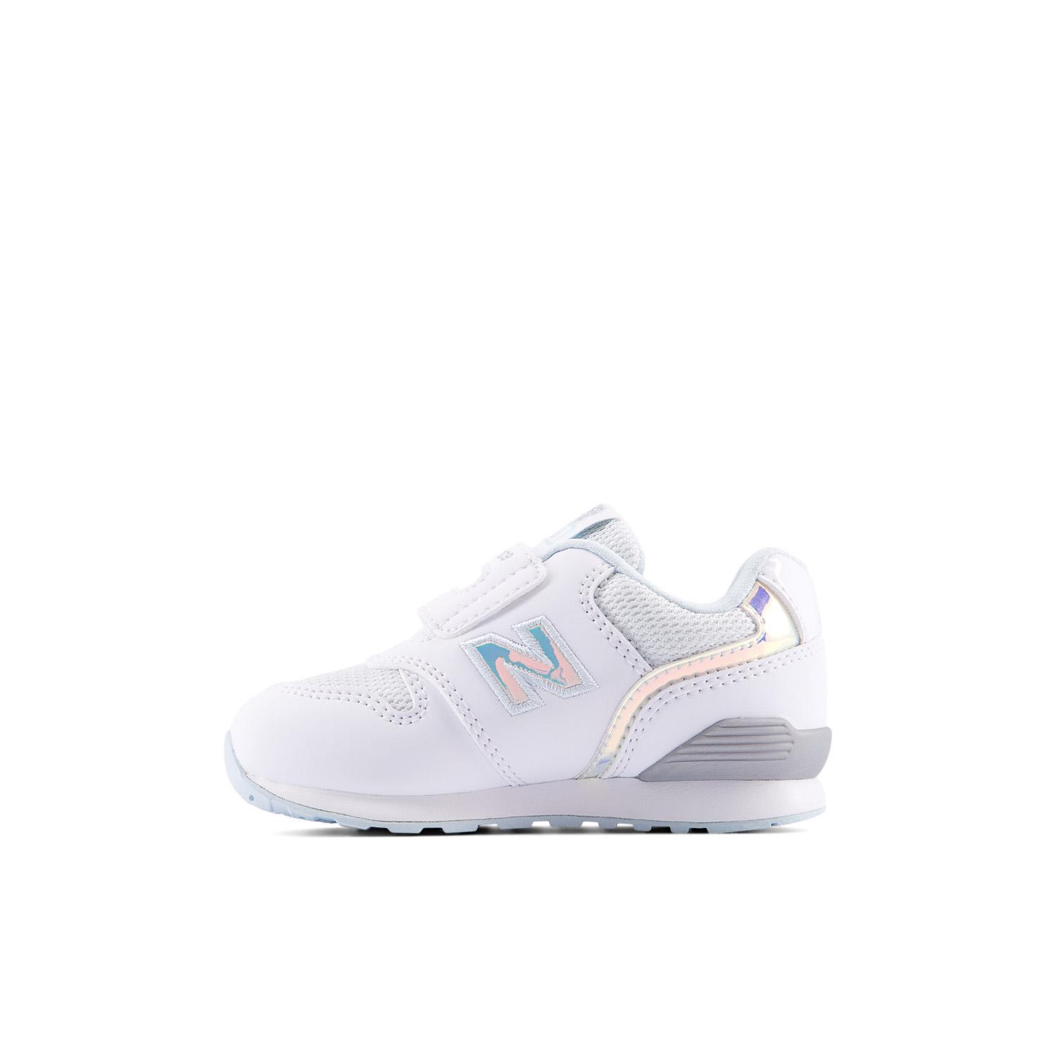 New Balance IZ996