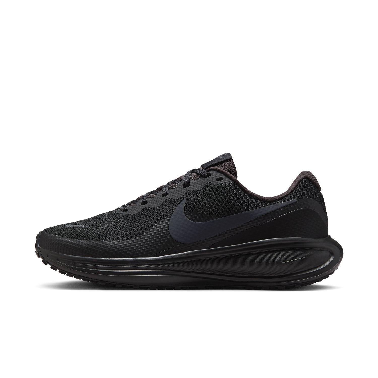NIKE Women's Revolution 8