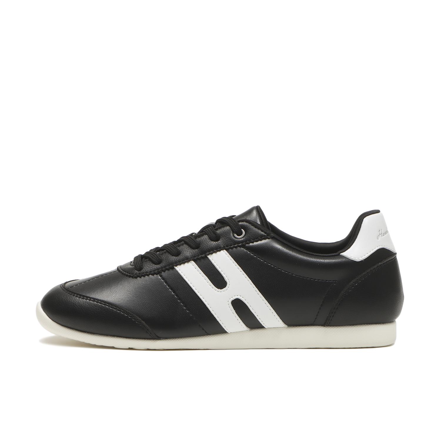 HAWKINS Low-Cut Sneakers