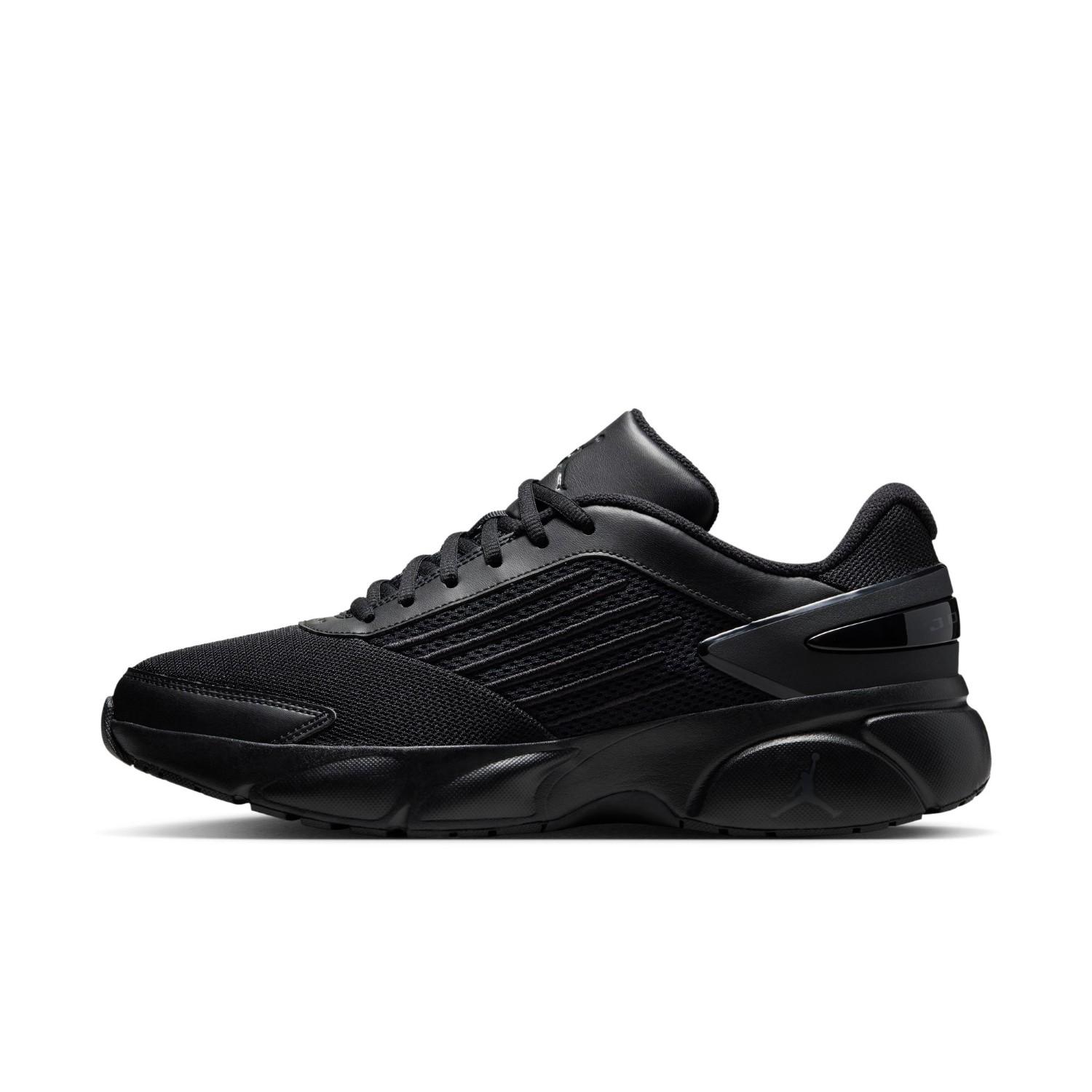 JORDAN BRAND Tranner Flow