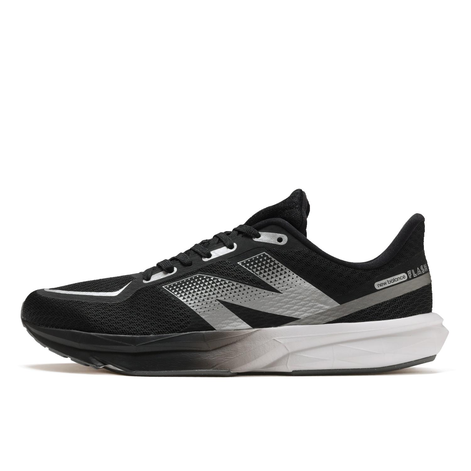 New Balance Dynasoft Flash