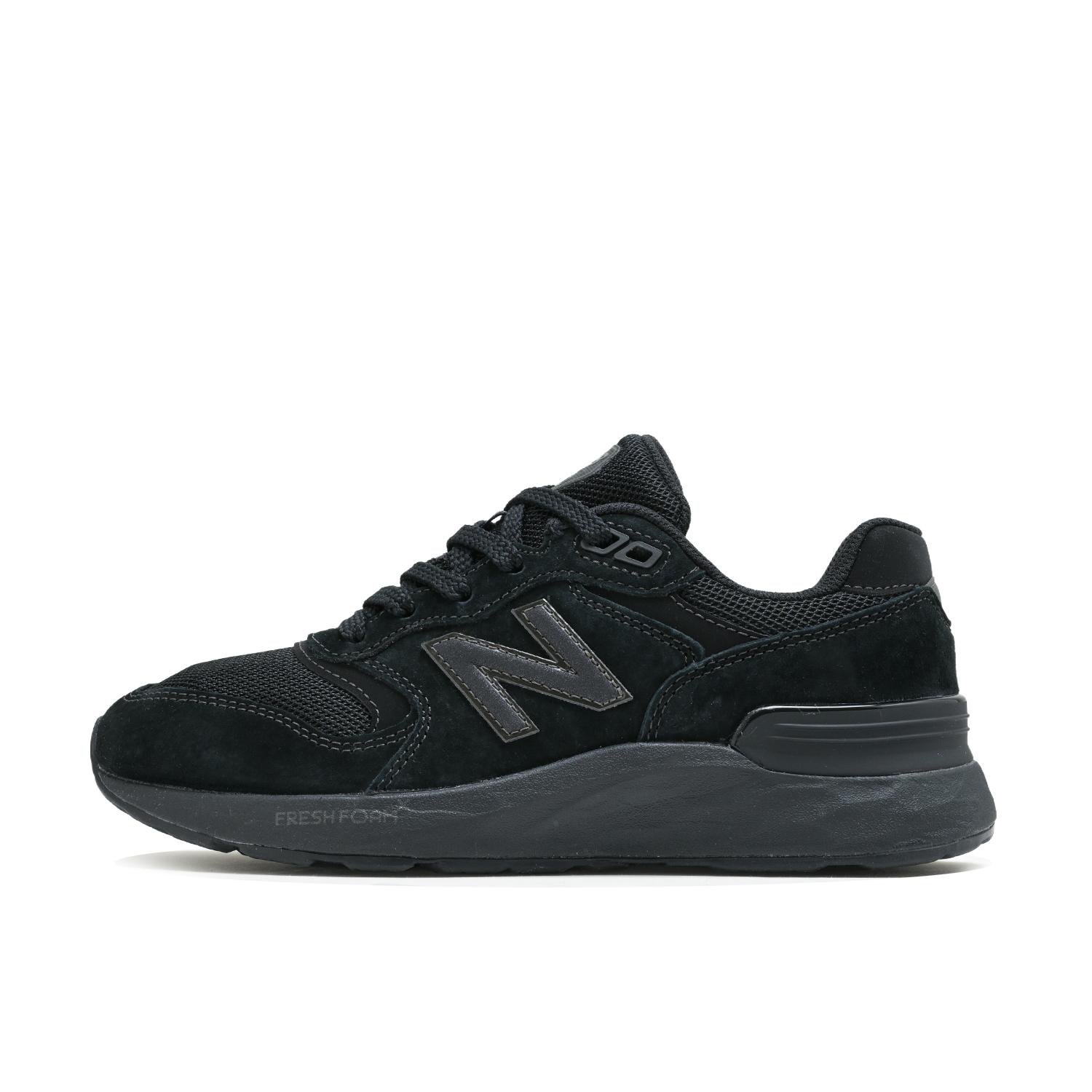 New Balance W880